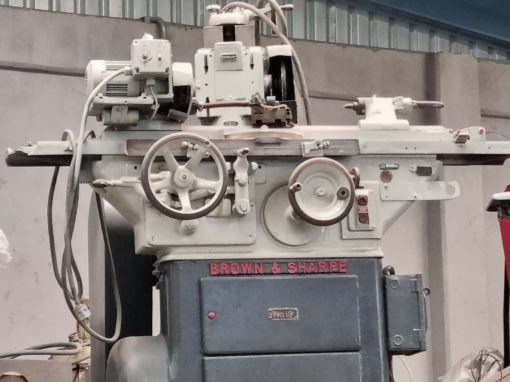 Rectificadora Cilíndrica Brown & Sharpe