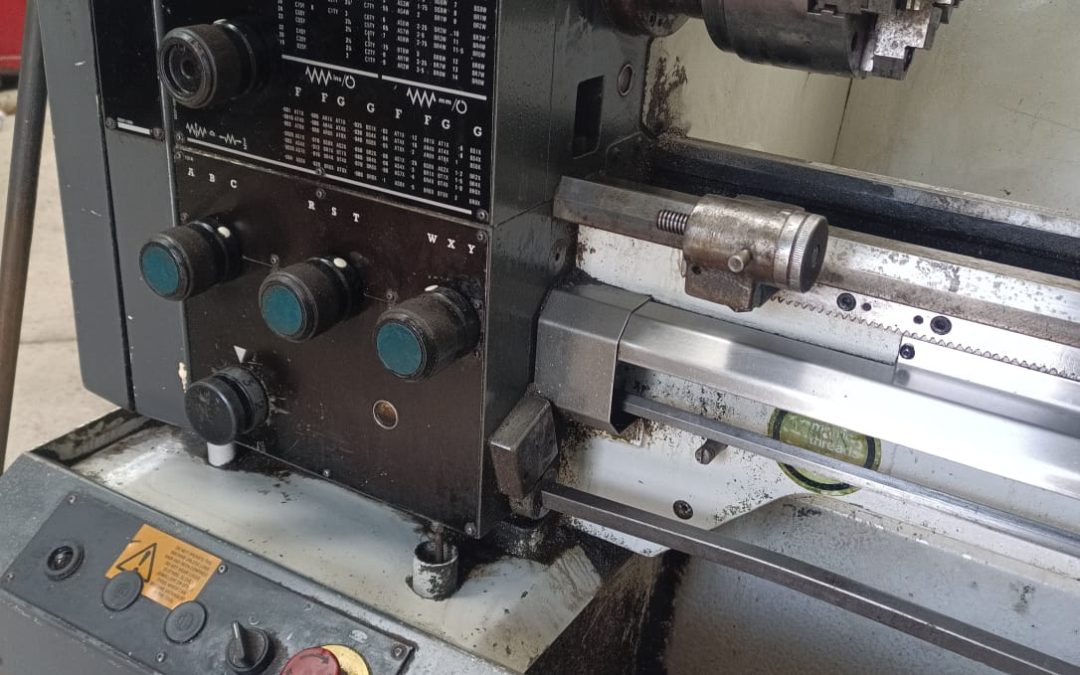 Torno Paralelo Clausing Colchester